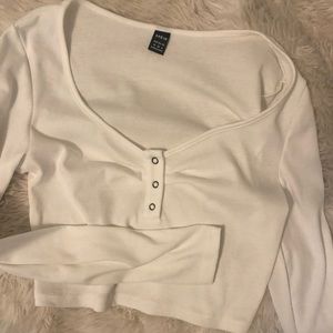 Women’s Crop White Long Sleeve- Size M